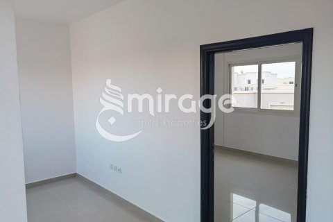 Vilë në Al Reef, Abu Dhabi, Emiratet e Bashkuara Arabe 5 dhoma gjumi, 273.4 m2. № 574418 - Foto 4