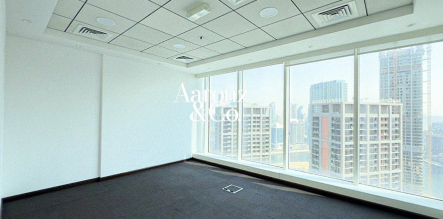 Bureau à Business Bay, Dubai, EAU: 156 m2 № 691995