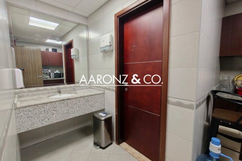 Business Bay, Dubai, BAE’de kiralık office 282 m&sup2; No 691996 - fotoğraf 19