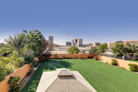 ویلا برای اجاره در Arabian Ranches، Dubai، امارات متحده عربی 4 خوابه ، 422.2 متر مربع ، شماره 751025 - تصویر 2