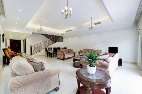 Villa zur Miete in Jumeirah Village Circle, Dubai, VAE 3 Schlafzimmer, 257.25 m2 Nr. 751077 - Foto 4