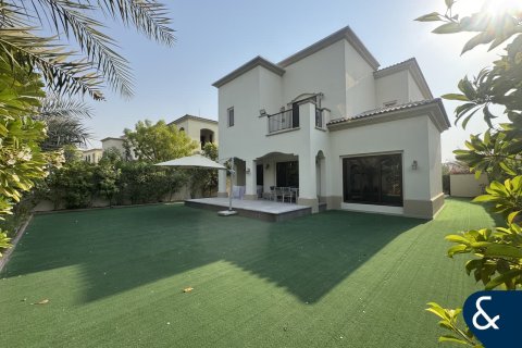 Villa en Arabian Ranches, Dubai, EAU 5 dormitorios, 342 m² № 684971