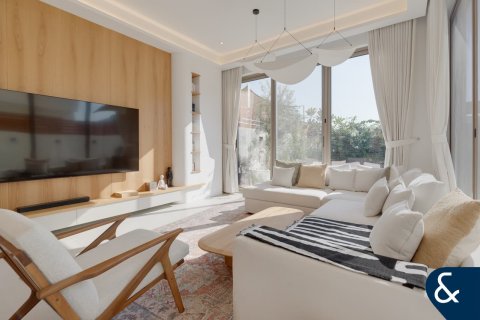 Rijtjeshuis in Al Furjan, Dubai, VAE 4 slaapkamers, 302 vr.m. nr 684992