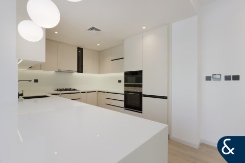 Вилла Рим, Дубай, БАӘ-да 3 жатын бөлмелер, 208 м² № 684994 - фото 5