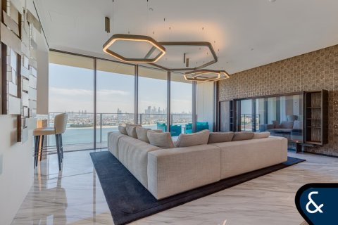 Квартира в Пальма Джумейра, Дубай, ОАЭ 2 спальни, 222м2 № 684973