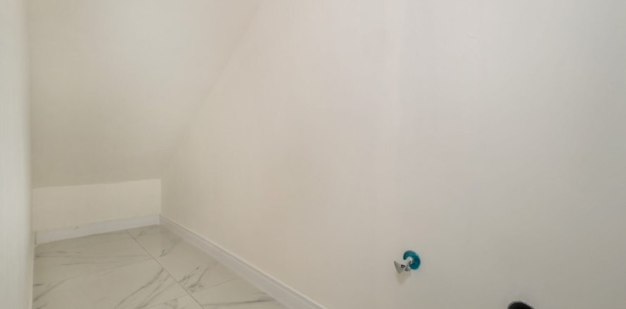 Rijtjeshuis in Rukan, Dubai, VAE 2 slaapkamers, 96 vr.m. nr 693918