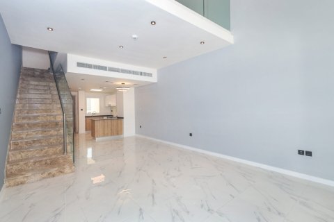 Rijtjeshuis te huur in Rukan, Dubai, VAE 2 slaapkamers, 96 vr.m., nr 693918 - foto 3