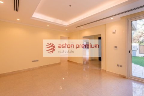 Villa in The Sustainable City, Dubai, UAE 4 bedrooms, 353 sq.m. № 721709 - photo 4