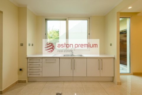 Villa in The Sustainable City, Dubai, UAE 4 bedrooms, 353 sq.m. № 721709 - photo 10