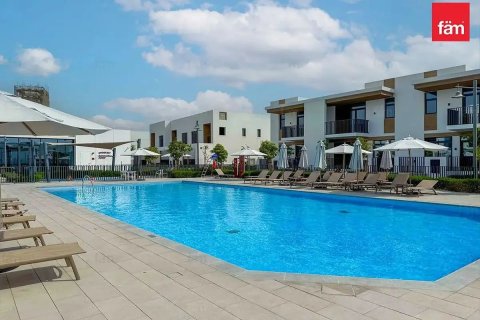 Kuća u nizu u Dubai, UAE 3 spavaćih soba, 125.8 m2 Br. 696678 - fotografija 2