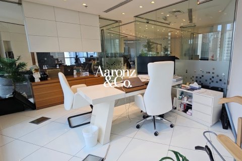 Office til leje i Business Bay, Dubai, UAE 147 kvm № 715269 - foto 3