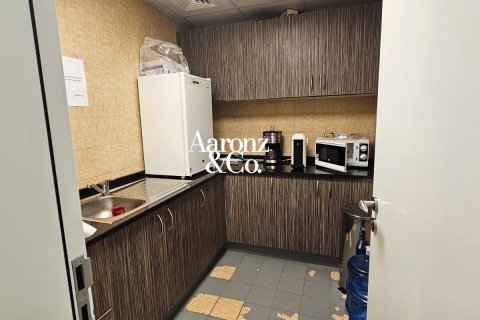 Office til leje i Business Bay, Dubai, UAE 147 kvm № 715269 - foto 14