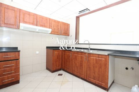 Byt v Jumeirah Lake Towers, Dubai, SAE 2 ložnice, 135 m² Č.: 715270 - fotografie 12
