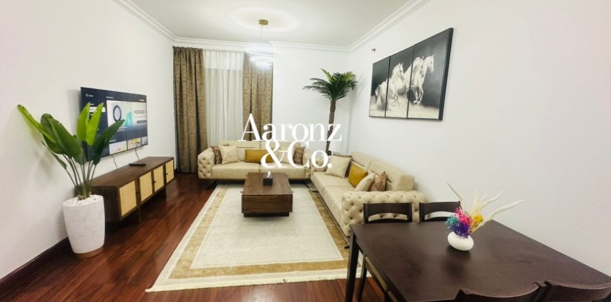 Apartamento em Jumeirah Lake Towers, Dubai, EAU 2 quartos, 122 m2 № 715268