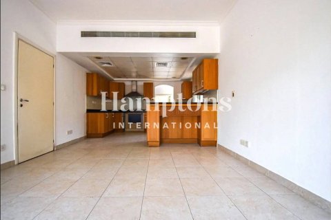 Villa en alquiler en Meadows, Dubai, EAU 5 dormitorios, 353.49591500 m2 № 651406 - foto 6