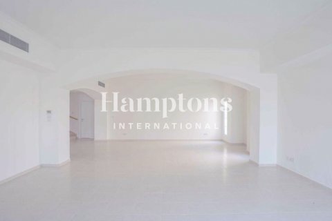 Huvila Meadows, Dubai, Arabiemiraatit 5 makuuhuonetta, 540.23001597 m2 № 651406 - kuva 9