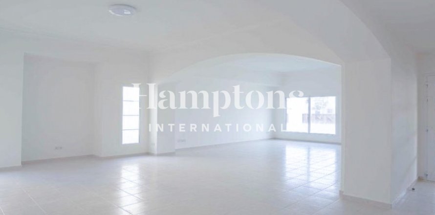 Huvila Meadows, Dubai, Arabiemiraatit 5 makuuhuonetta, 540.23 m2 № 651406