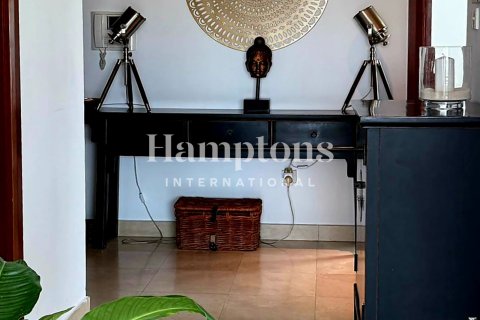 Apartament de închiriat în The Views, Dubai, EAU 2 dormitoare, 127.92928906 mp.  №651410 - poză 9