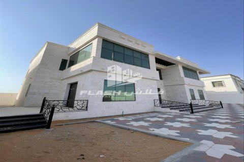 Villa itt: Ras Al Khaimah, EAE, 5 hálószoba, 929 m², azonosító: 735251 - fénykép 5