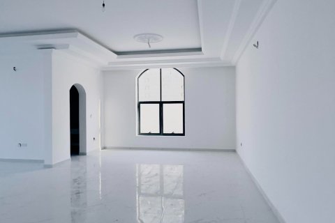 Villa till försäljning i Seih Al Uraibi, Ras Al Khaimah, UAE 8 sovrum, 1394 kvm Nr. 735252 - fotografi 4