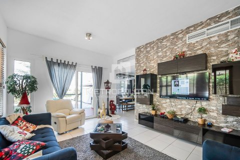 Vila v The Springs, Dubai, SAE 3 ložnice, 362 m² Č.: 592451 - fotografie 2