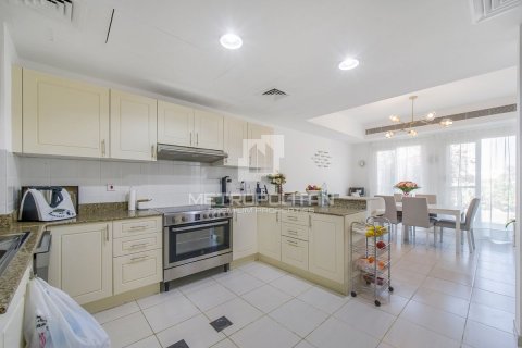 Vila v The Springs, Dubai, SAE 3 ložnice, 362 m² Č.: 592450 - fotografie 11