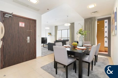 Jumeirah Beach Residence, Dubai, UAE의 판매용 아파트 침실 2개, 118제곱미터 번호 666370 - 사진 2