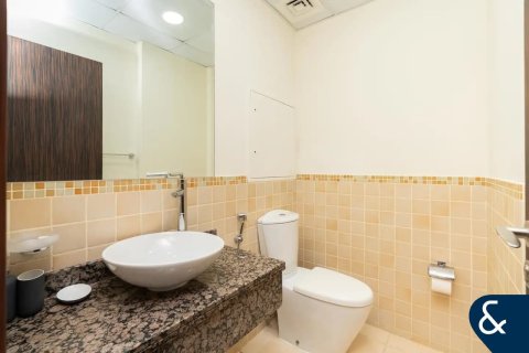 Jumeirah Beach Residence, Dubai, UAE의 판매용 아파트 침실 2개, 118제곱미터 번호 666370 - 사진 10