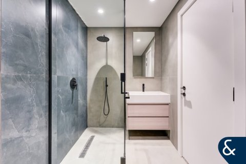 Apartamento en venta en Jumeirah Beach Residence, Dubai, EAU 2 dormitorios, 113 m2 № 666369 - foto 11