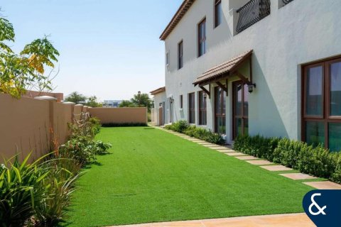 Villa zum Verkauf in Jumeirah Golf Estates, Dubai, VAE 5 Schlafzimmer, 685 m2 Nr. 667708 - Foto 4