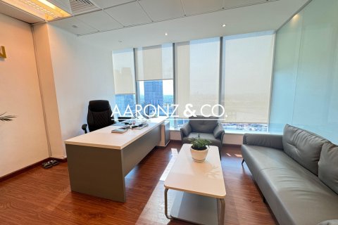 Oficiu de vânzare în Business Bay, Dubai, EAU 74.4 mp.  №670583 - poză 10