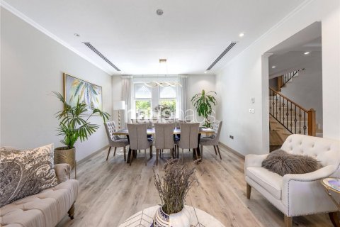 Vila v Jumeirah Park, Dubai, SAE 3 ložnice, 295 m² Č.: 625441 - fotografie 9