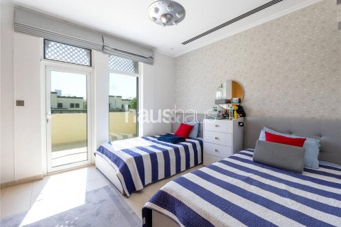Vila v Jumeirah Park, Dubai, SAE 3 ložnice, 295 m² Č.: 625441 - fotografie 16