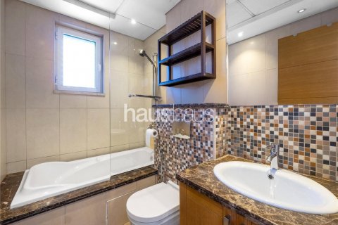 Vila v Jumeirah Park, Dubai, SAE 3 ložnice, 295 m² Č.: 625441 - fotografie 17