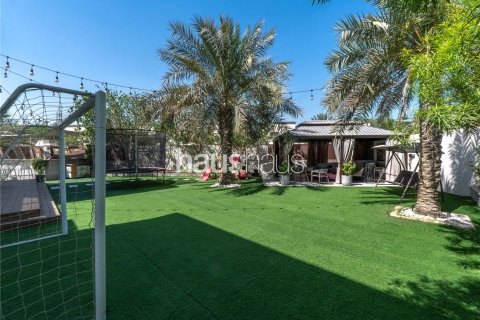Vila v Jumeirah Park, Dubai, SAE 3 ložnice, 295 m² Č.: 625441 - fotografie 24