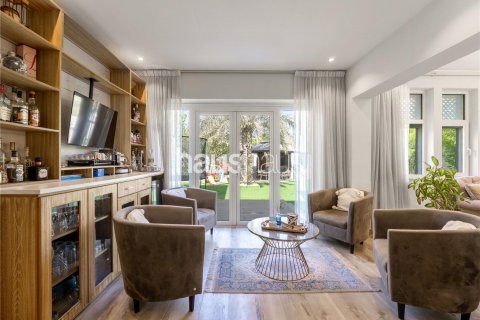 Vila v Jumeirah Park, Dubai, SAE 3 ložnice, 295 m² Č.: 625441 - fotografie 6