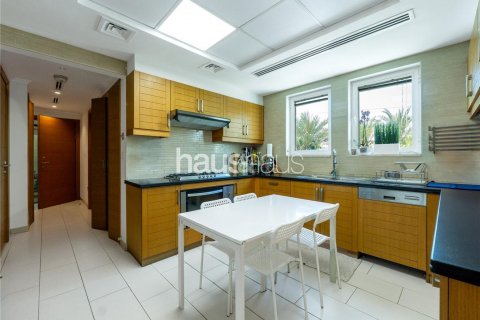 Vila v Jumeirah Park, Dubai, SAE 3 ložnice, 295 m² Č.: 625441 - fotografie 22