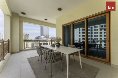 Apartament në Palm Jumeirah, Dubai, Emiratet e Bashkuara Arabe 2 dhoma gjumi, 173.7 m2. № 645687 - Foto 3