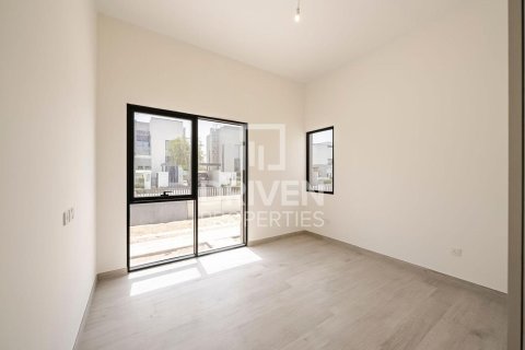 Villa zur Miete in Al Furjan, Dubai, VAE 5 Schlafzimmer, 373.56 m2 Nr. 746226 - Foto 7