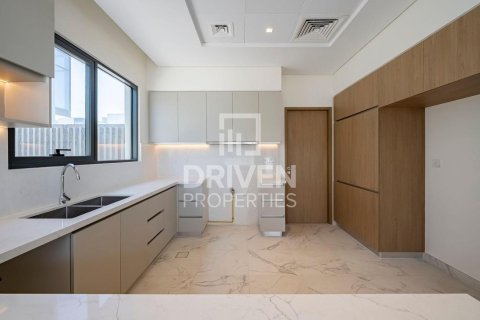 Villa zur Miete in Al Furjan, Dubai, VAE 5 Schlafzimmer, 373.56 m2 Nr. 746226 - Foto 17