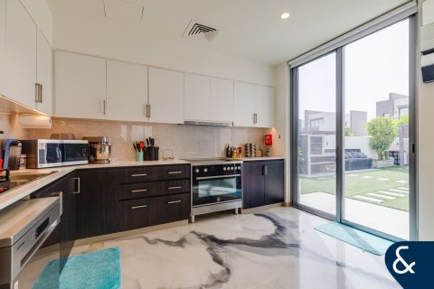 Huvila Dubai South (Dubai World Central), Dubai, Arabiemiraatit 3 makuuhuonetta, 258 m2 № 666517 - kuva 5