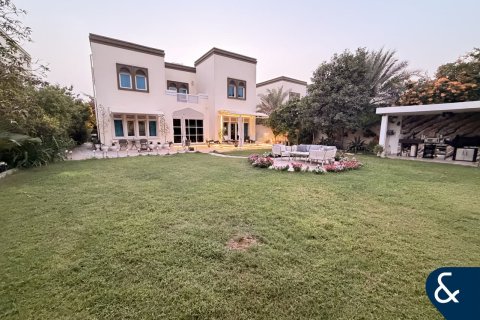Вилла Jumeirah Park, Дубай, БАӘ-да 3 жатын бөлмелер, 285 м² № 666516 - фото 2