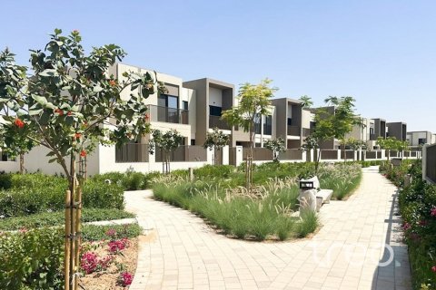 Városi lakóépület itt: Dubai, EAE, 4 hálószoba, 216.28 m², azonosító: 733719 - fénykép 12