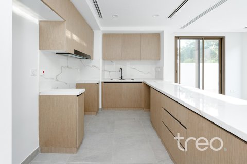 Városi lakóépület itt: Dubai, EAE, 4 hálószoba, 216.28 m², azonosító: 733719 - fénykép 2