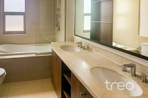 Villa itt: Reem, Dubai, EAE, 3 hálószoba, 218.32 m², azonosító: 733760 - fénykép 5