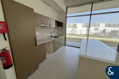 Villa Al Furjan, Dubaijā, AAE 5 istabas, 625 m2 Nr. 668213 - attēls 4