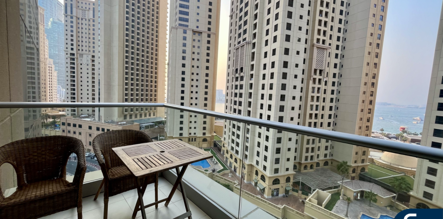 Wohnung in Dubai Marina, Dubai, VAE: 1 Schlafzimmer, 89 m2 Nr. 668106