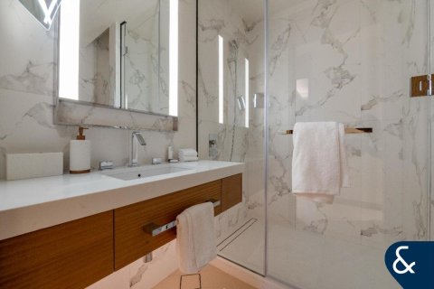 Apartmen di Downtown Dubai (Downtown Burj Dubai), UAE 3 bilik tidur, 156 meter persegi № 668192 - foto 10