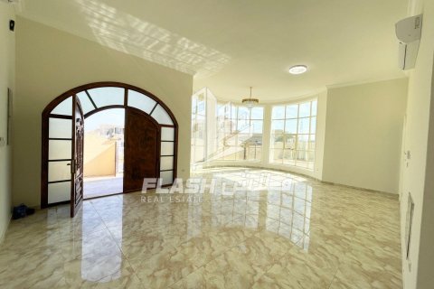 Al Dhait, Ras Al Khaimah, UAE의 임대용 빌라 침실 4개, 1393.5제곱미터 번호 611677 - 사진 2