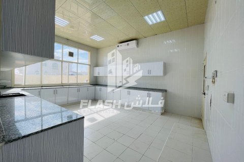 Al Dhait, Ras Al Khaimah, UAE의 임대용 빌라 침실 4개, 1393.5제곱미터 번호 611677 - 사진 10
